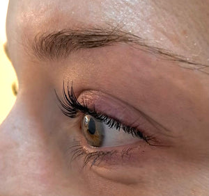 Wimpernlifting + Browlifting