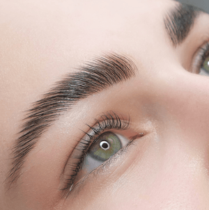 Browlifting + färben - Belrue