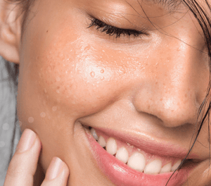 Gesichtsbehandlung - IS CLINICAL - Belrue