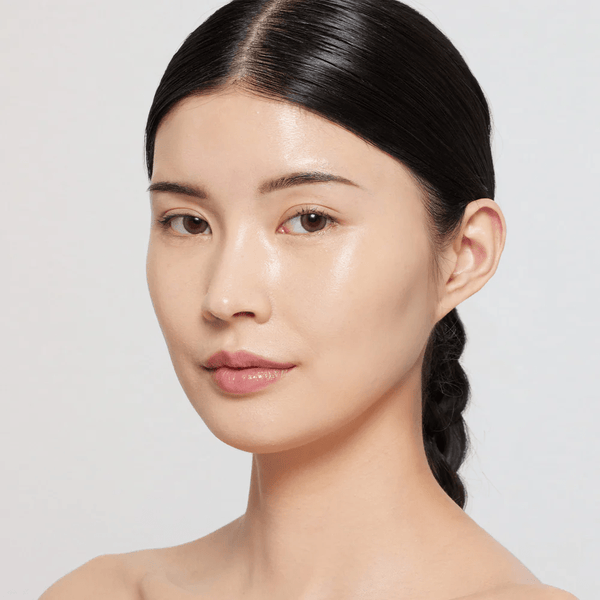 jane iredale - Skintuition SPF 30 Radiance - Boosting Liquid Foundation - 24 Light 30ml - Belrue