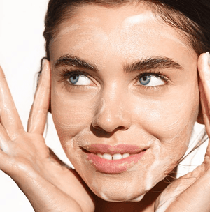 La mer Reinigungsmilch mit 5% Urea 200ml - Belrue