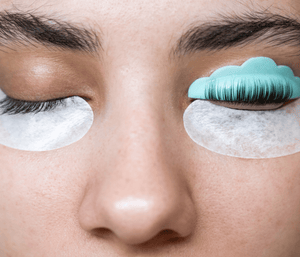 Wimpernlifting + färben + Keratin Booster - Belrue