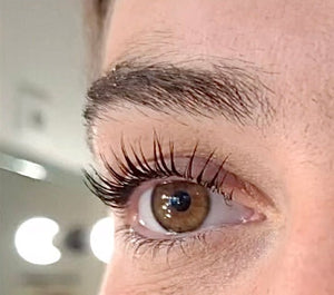 Wimpernlifting + färben + Keratin Booster - Belrue